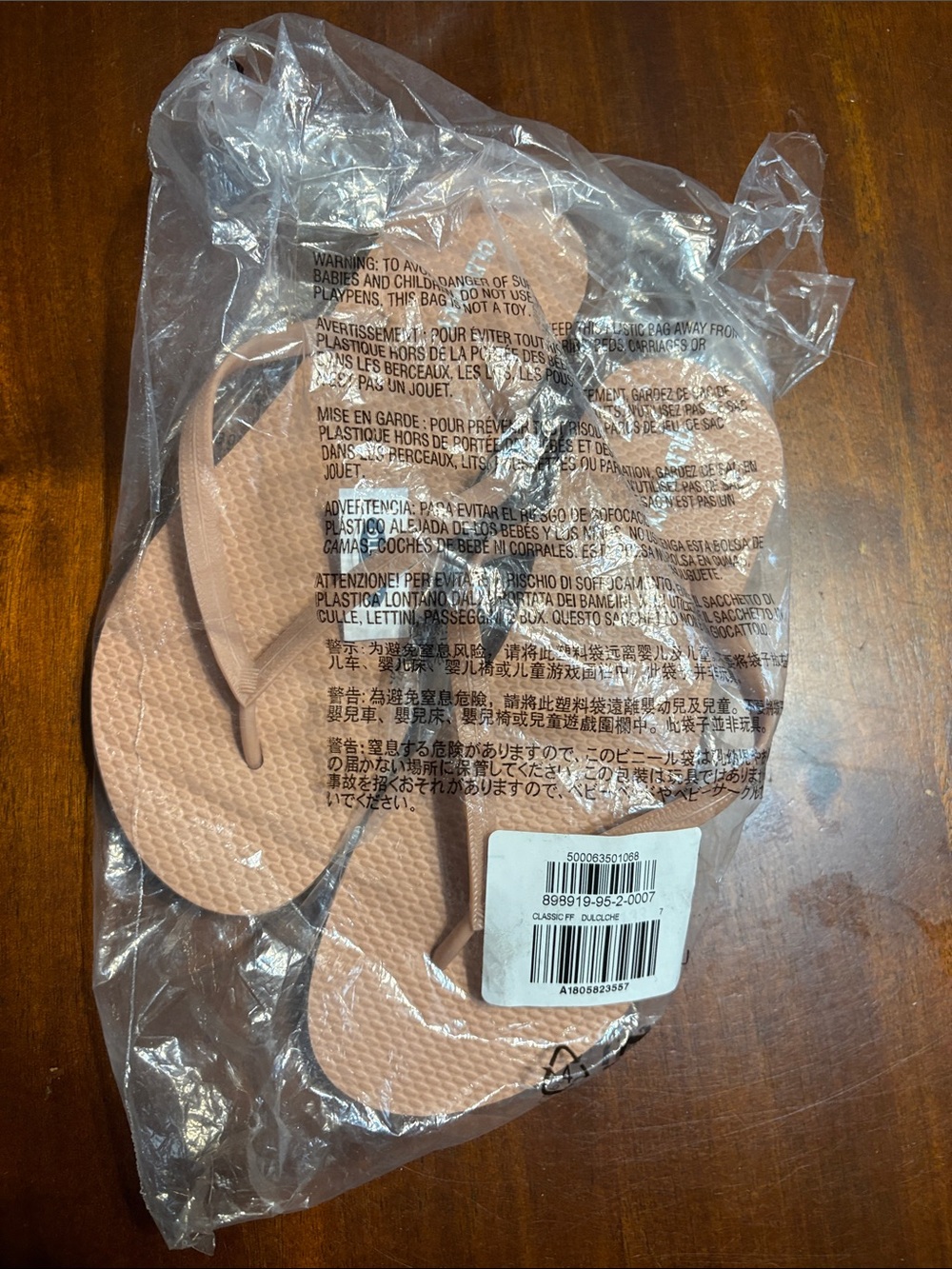 Woman’s light pink flip flop 7